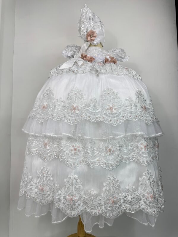 Modelo Damara blanco