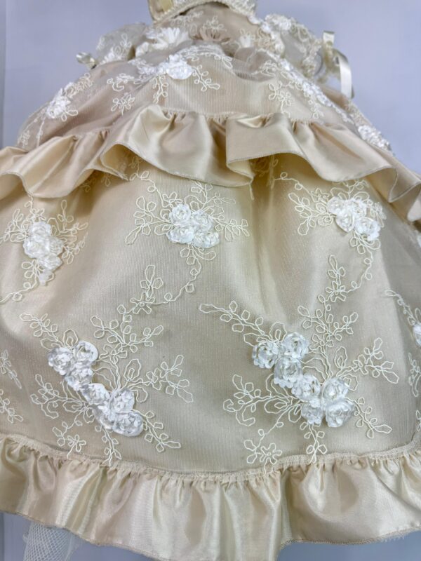 Modelo Mía - Image 4